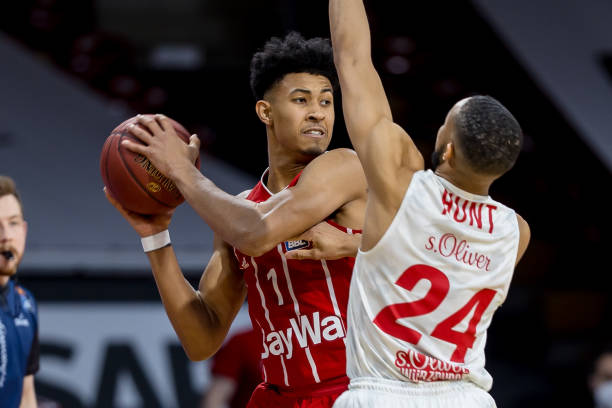 与山东泰山 与山东泰山